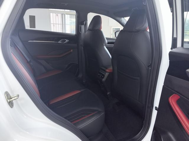 Geely Binyue 2022 thumb 9