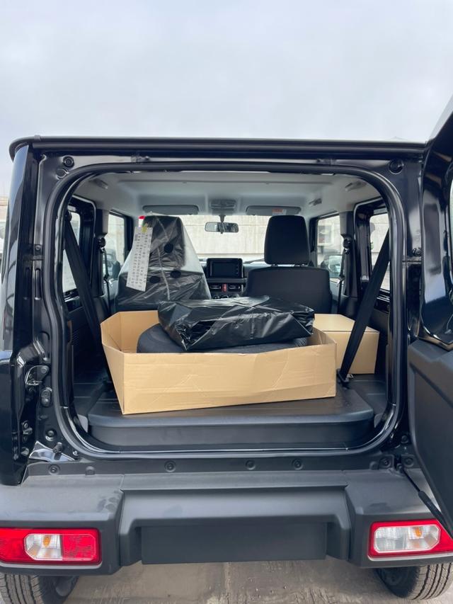 Suzuki Jimny 2025 thumb 6