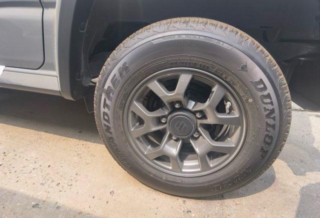 Suzuki Jimny 2025 thumb 6
