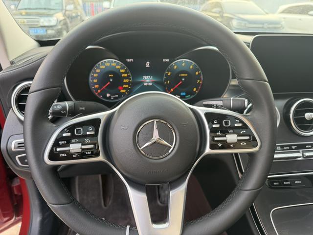 Mercedes-Benz C-Class 2019 thumb 4