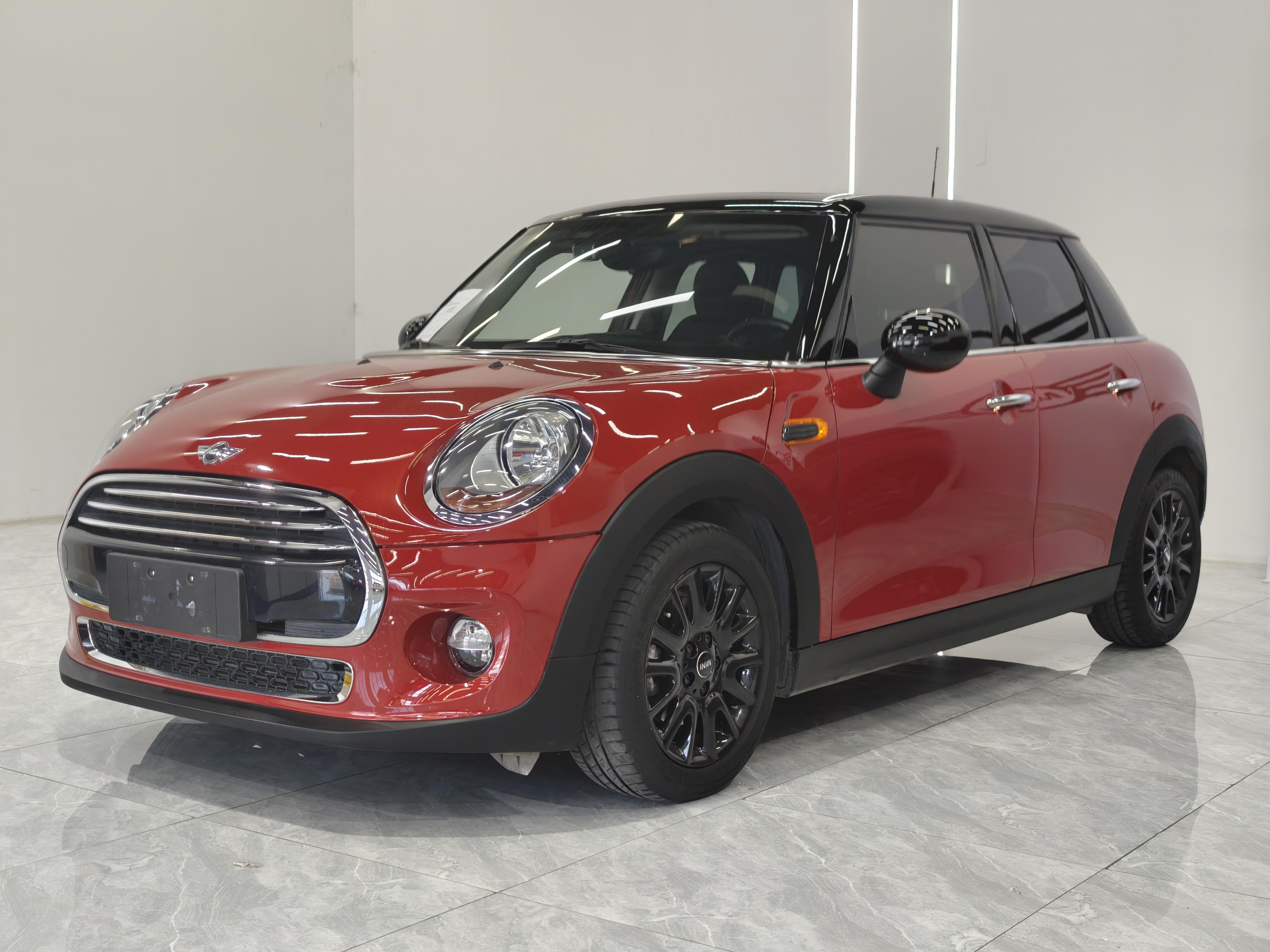 Mini Hatch 2015 thumb 8