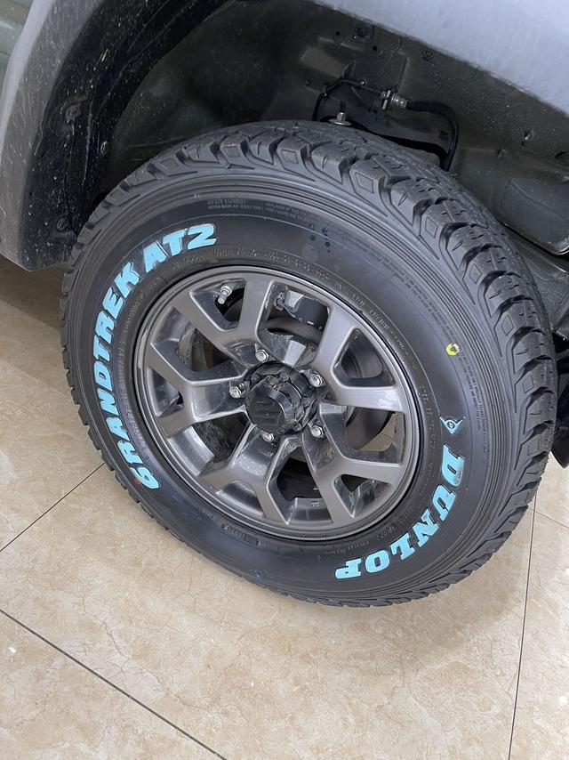 Suzuki Jimny 2025 thumb 3