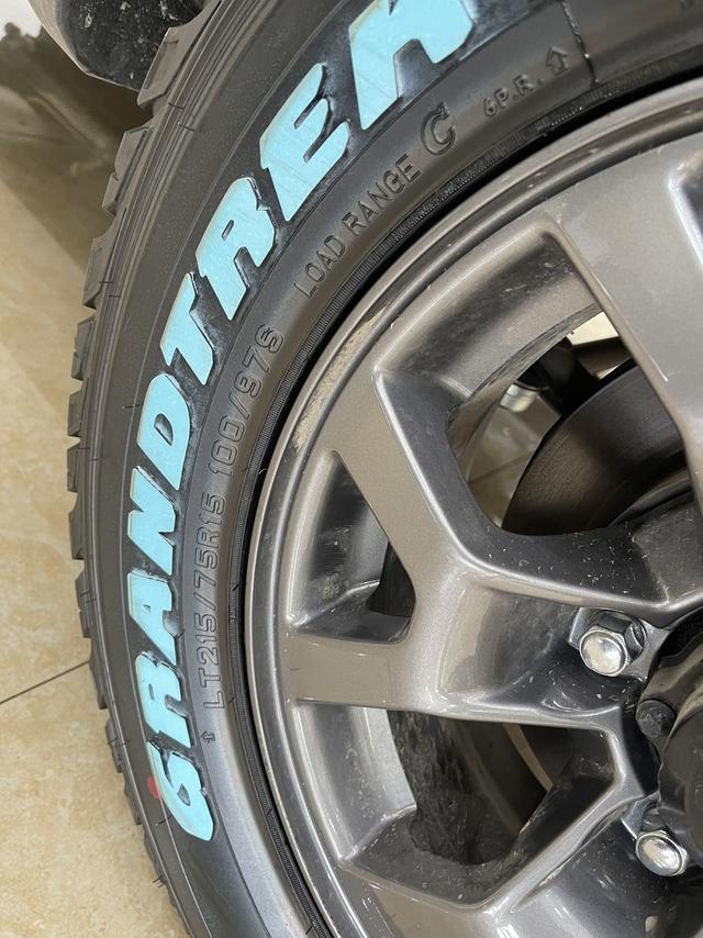 Suzuki Jimny 2025 thumb 5