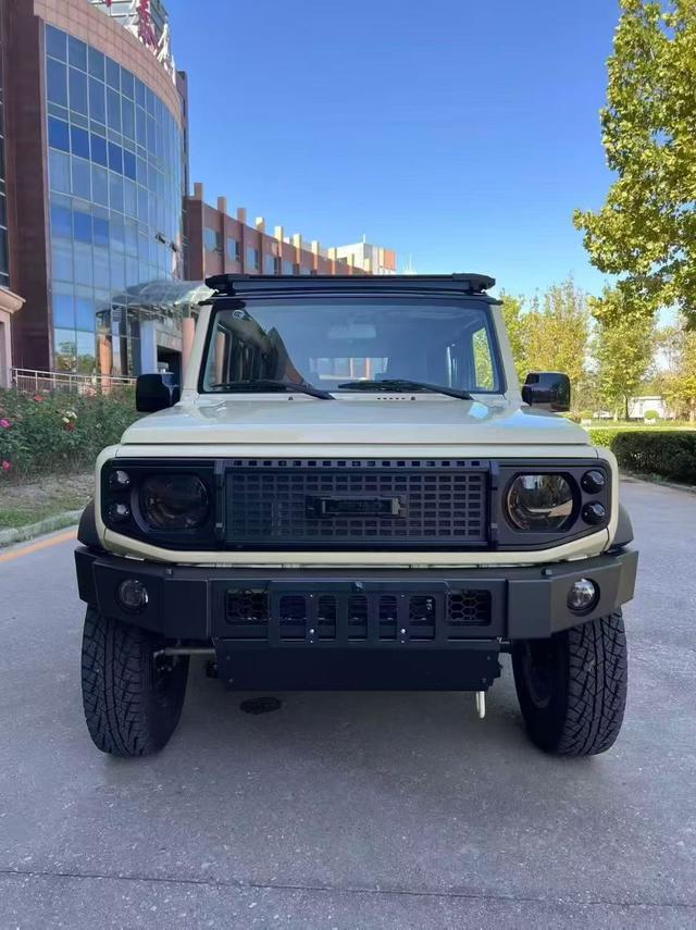 Suzuki Jimny 2025 thumb 5