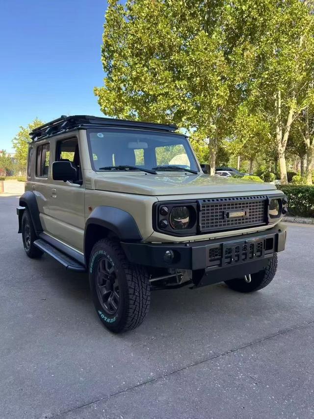 Suzuki Jimny 2025 thumb 6
