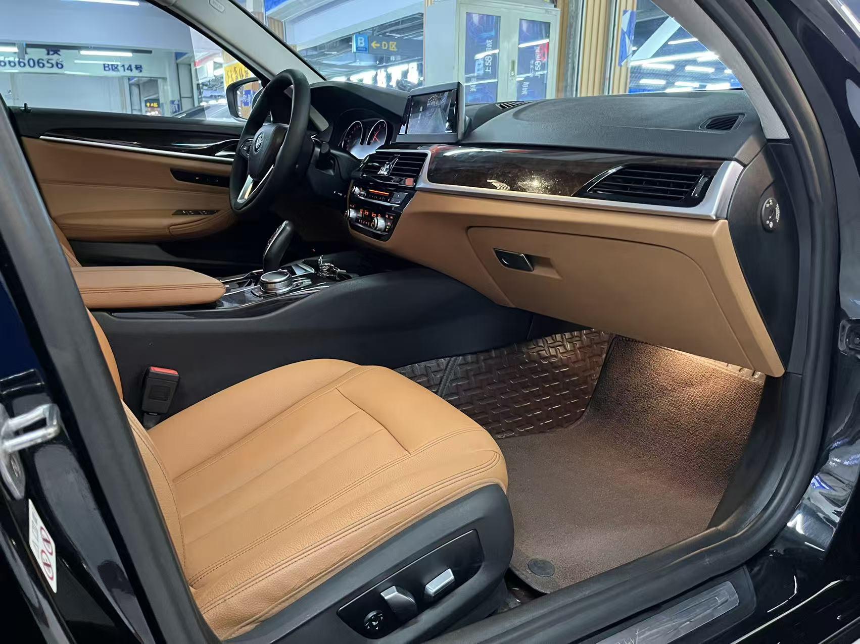 BMW 5 серии 2017 thumb 7