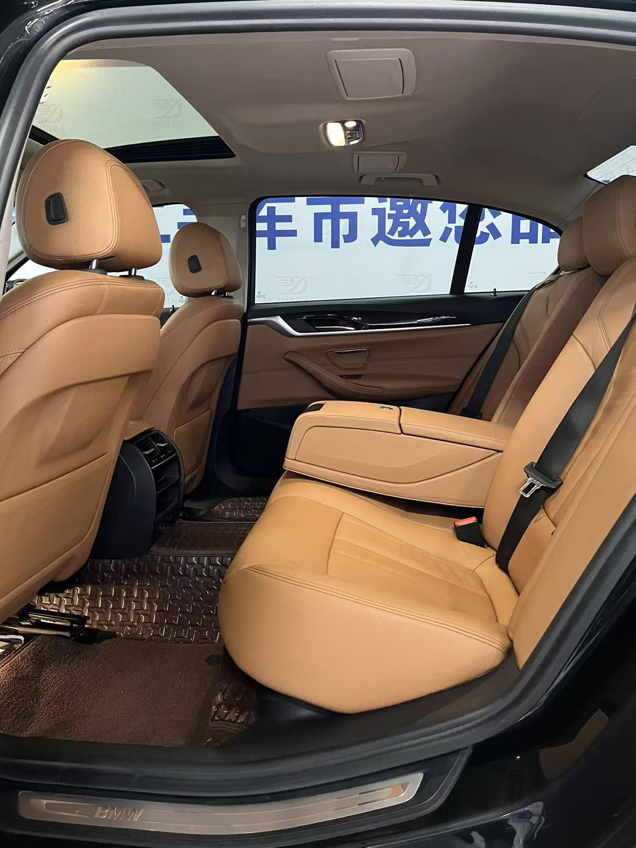 BMW 5 серии 2017 thumb 8