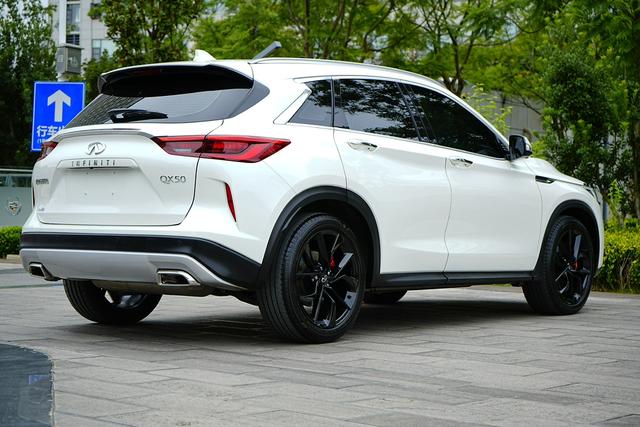 Infiniti QX50 2022 thumb 2