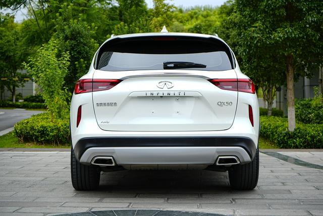 Infiniti QX50 2022 thumb 3