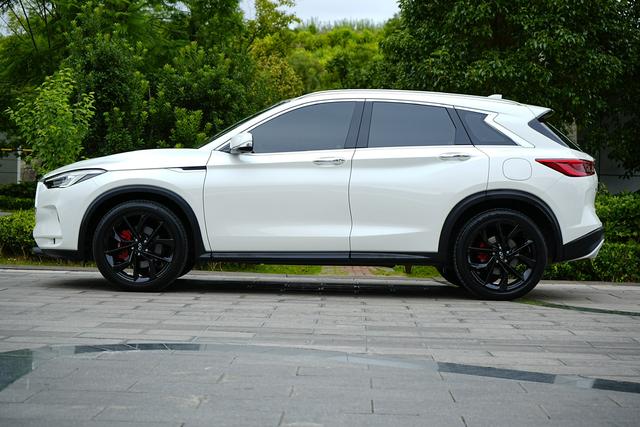 Infiniti QX50 2022 thumb 7