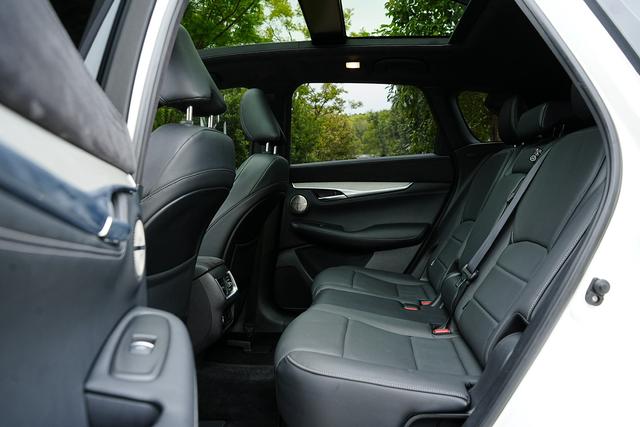 Infiniti QX50 2022 thumb 10