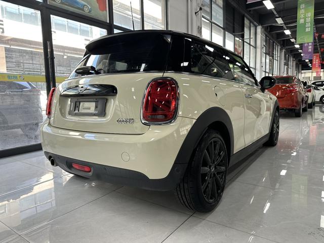 Mini Hatch 2019 thumb 5