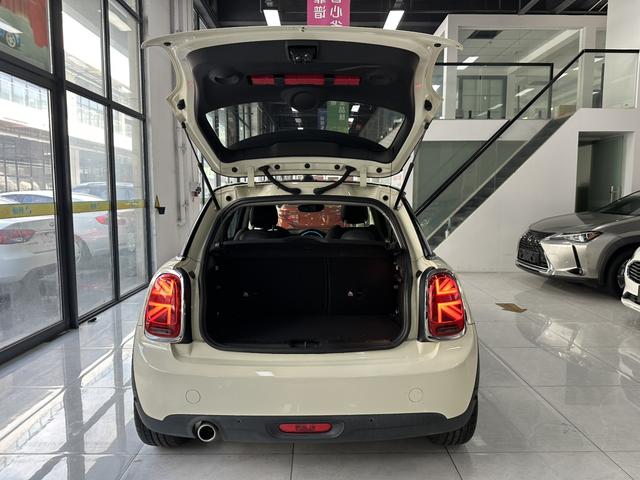 Mini Hatch 2019 thumb 9