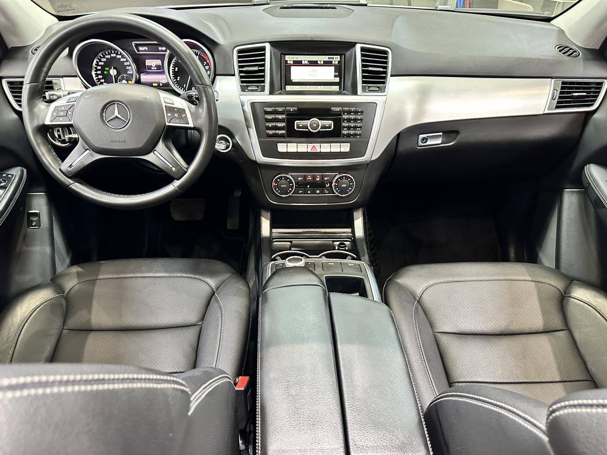 Mercedes-Benz M-Class 2015 thumb 3