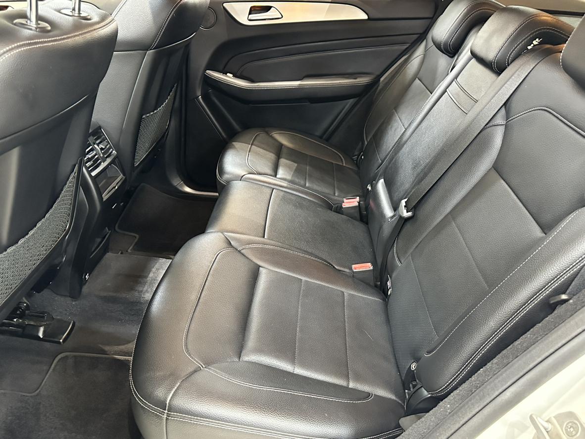 Mercedes-Benz M-Class 2015 thumb 8