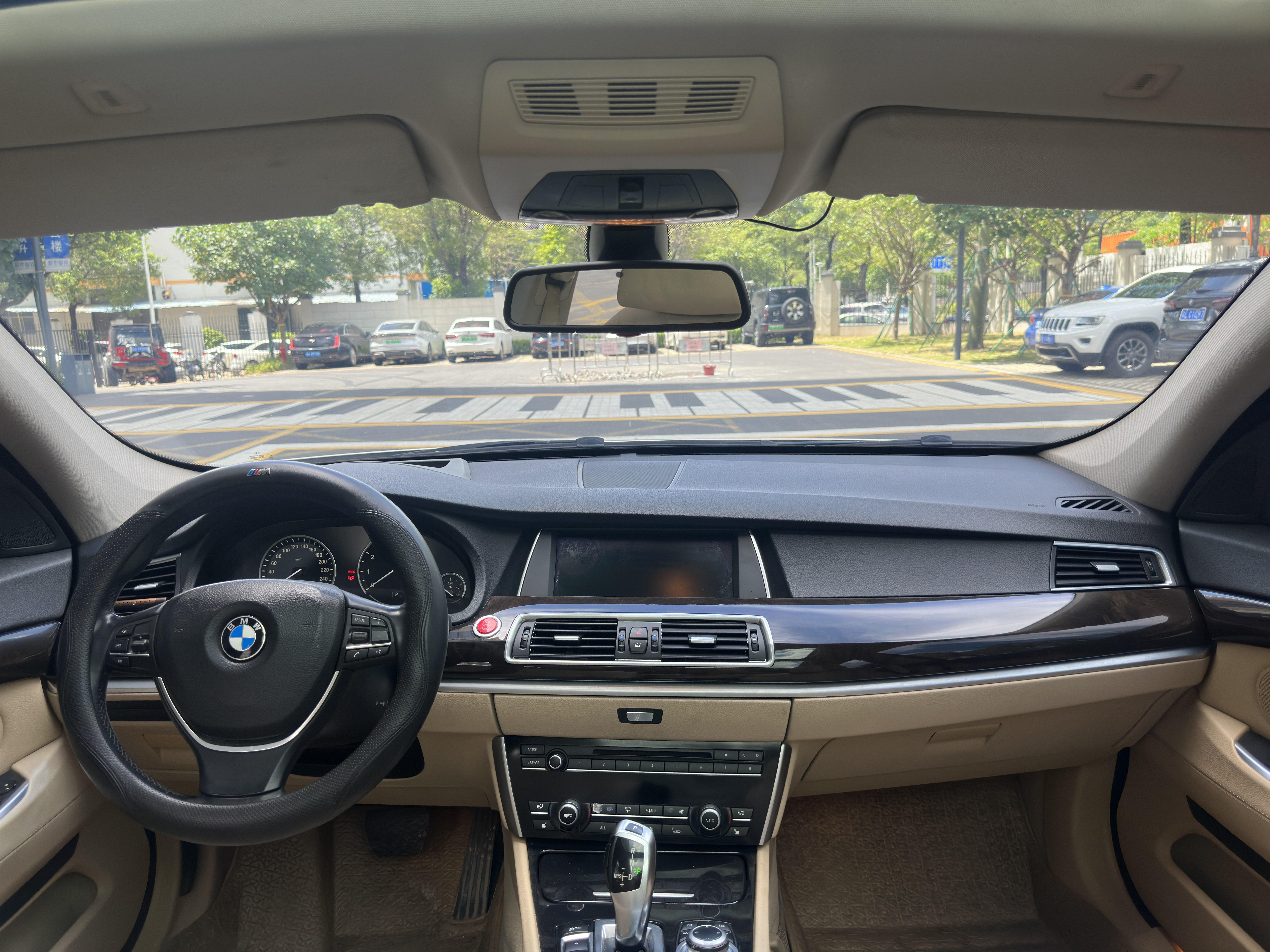 BMW 5 серии 2010 thumb 5