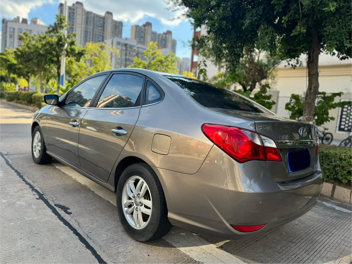 Hyundai Elantra 2013 thumb 2