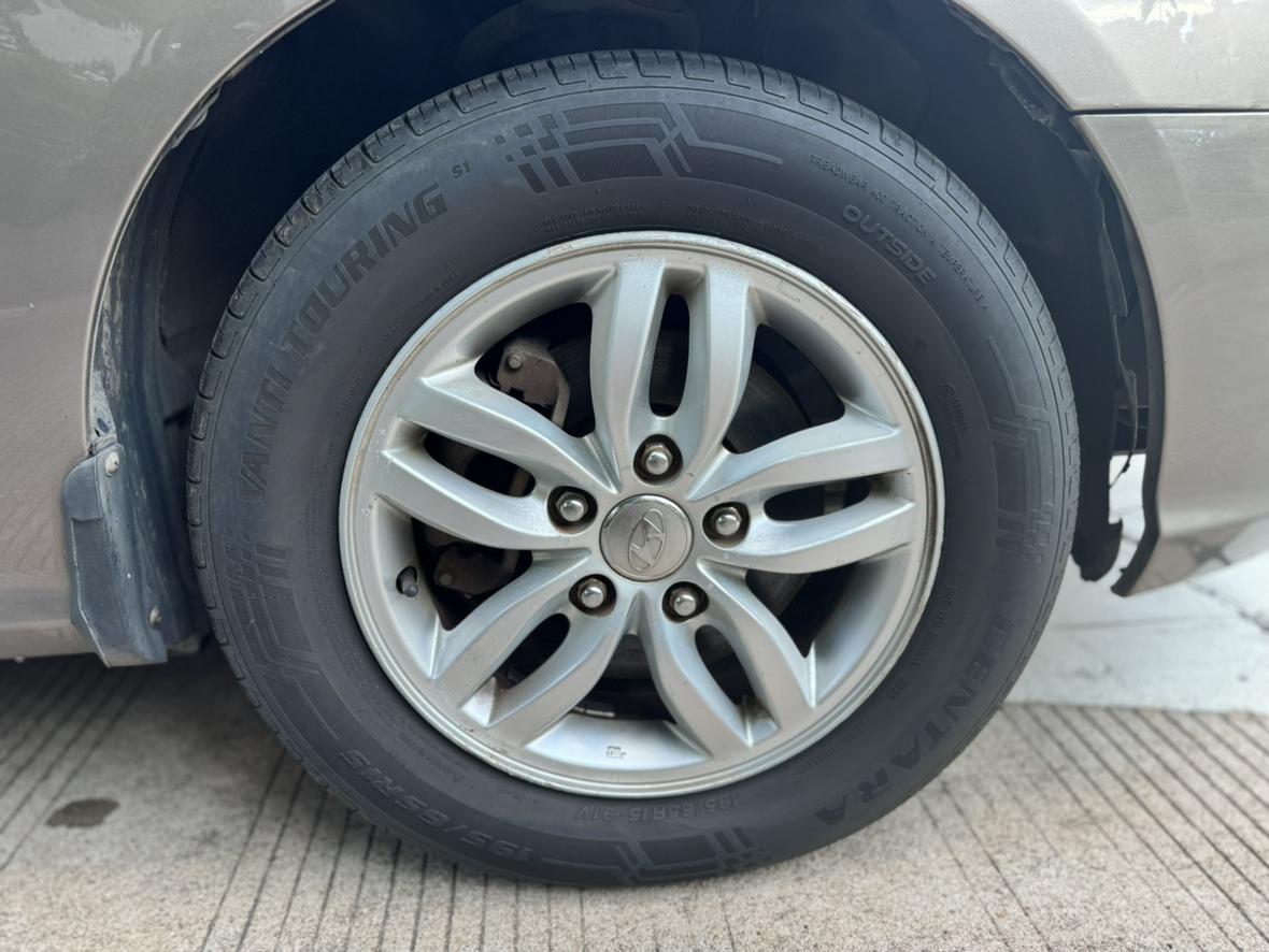 Hyundai Elantra 2013 thumb 5