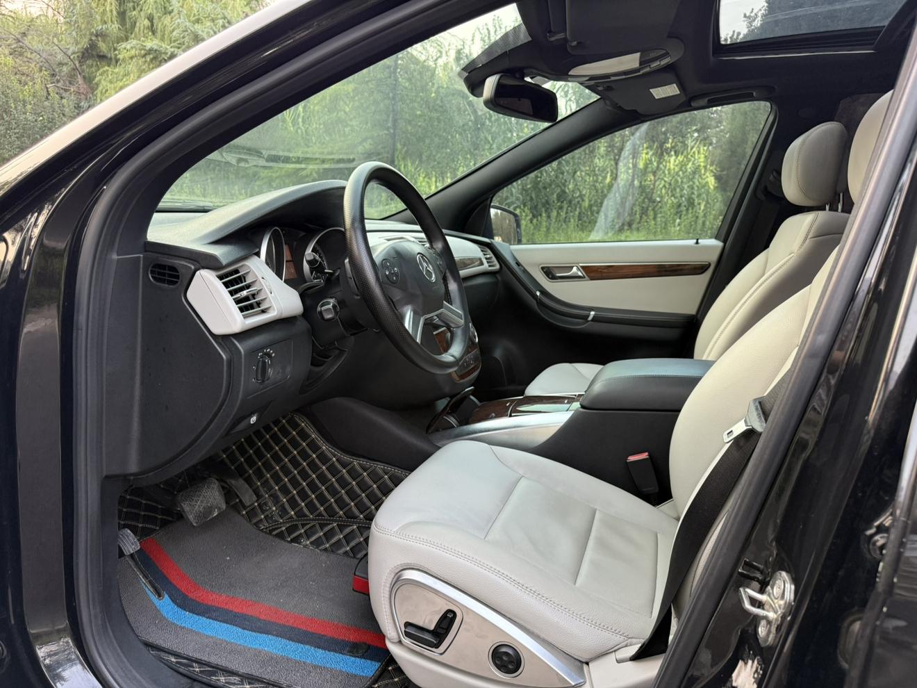 Mercedes-Benz R-Class 2011 thumb 7