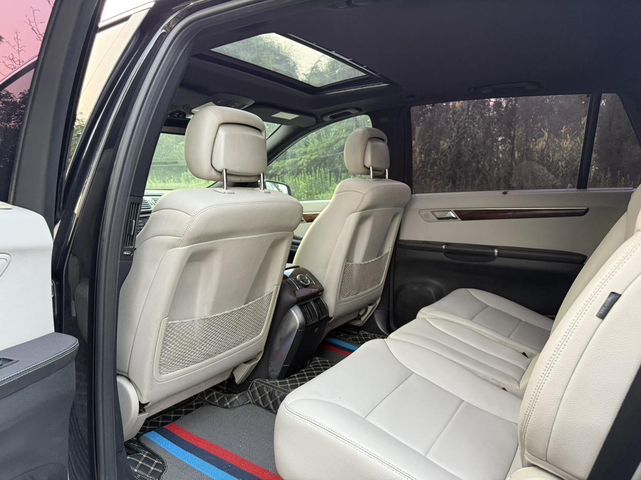 Mercedes-Benz R-Class 2011 thumb 8