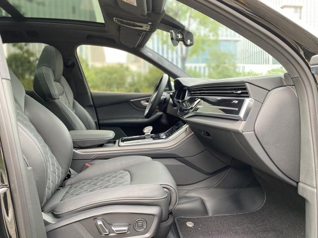 Audi SQ7 2024 thumb 7