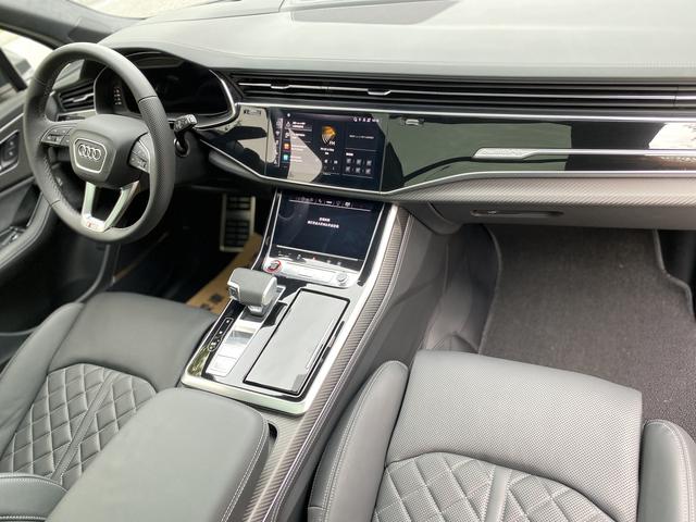 Audi SQ7 2024 thumb 11
