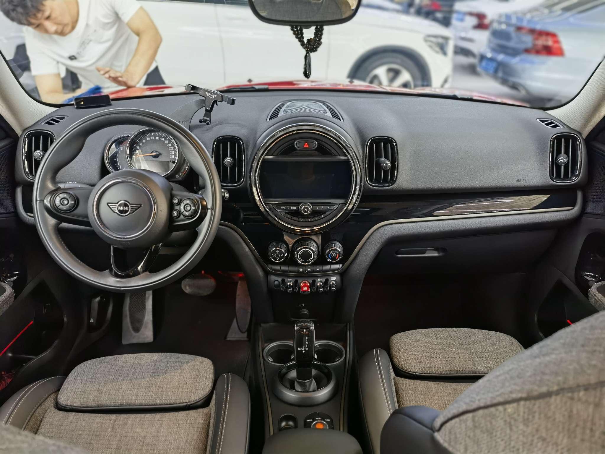 Mini Countryman 2020 thumb 7