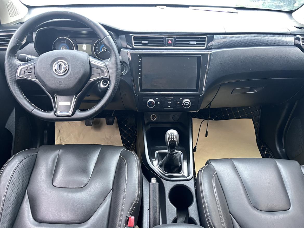 Dongfeng Fengon 580 2018 thumb 5