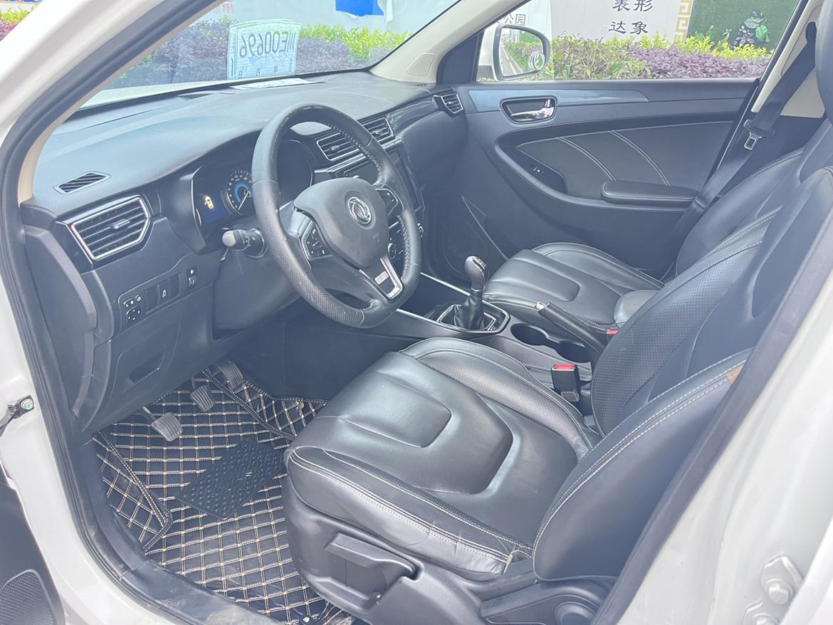 Dongfeng Fengon 580 2018 thumb 6