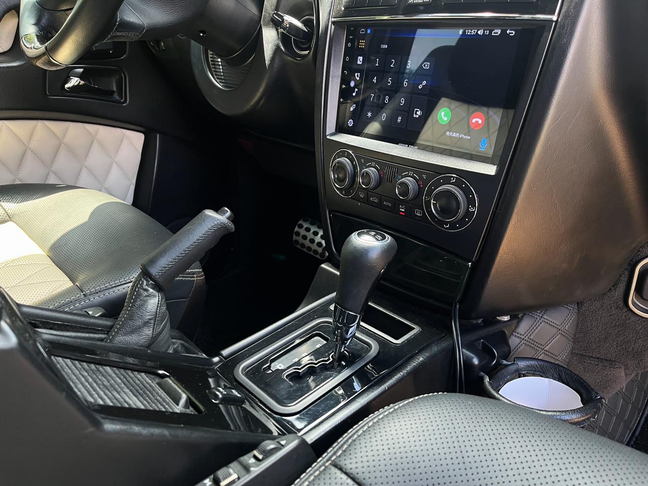 Mercedes-Benz G-Class 2009 thumb 11
