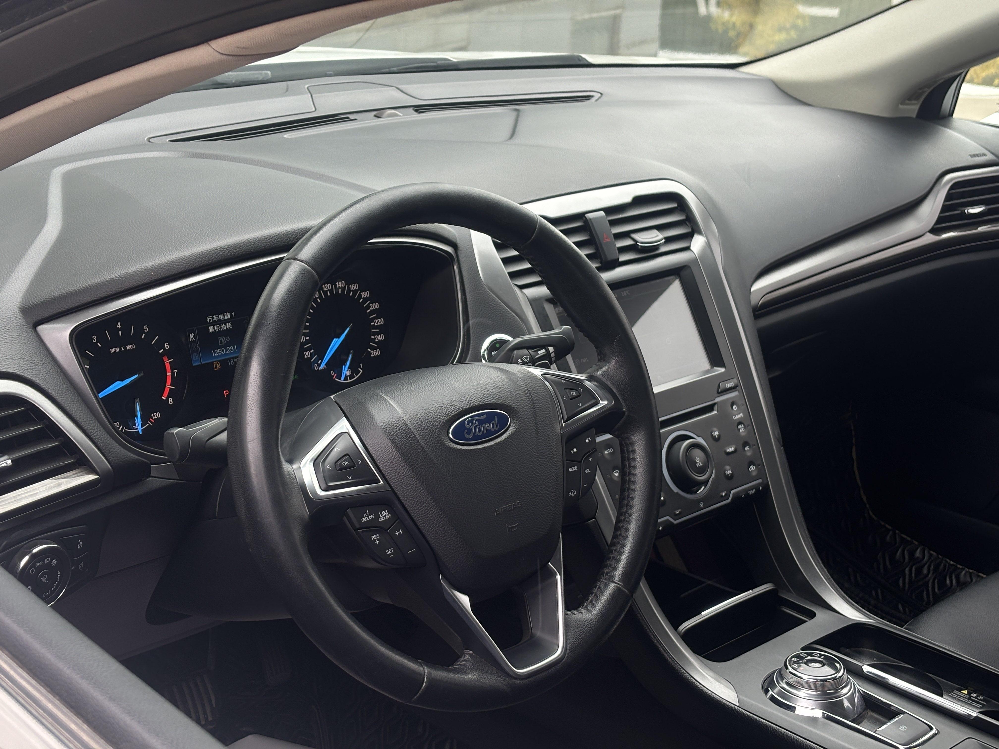 Ford Mondeo 2019 thumb 11