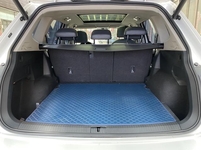 Volkswagen Tiguan 2021 thumb 9