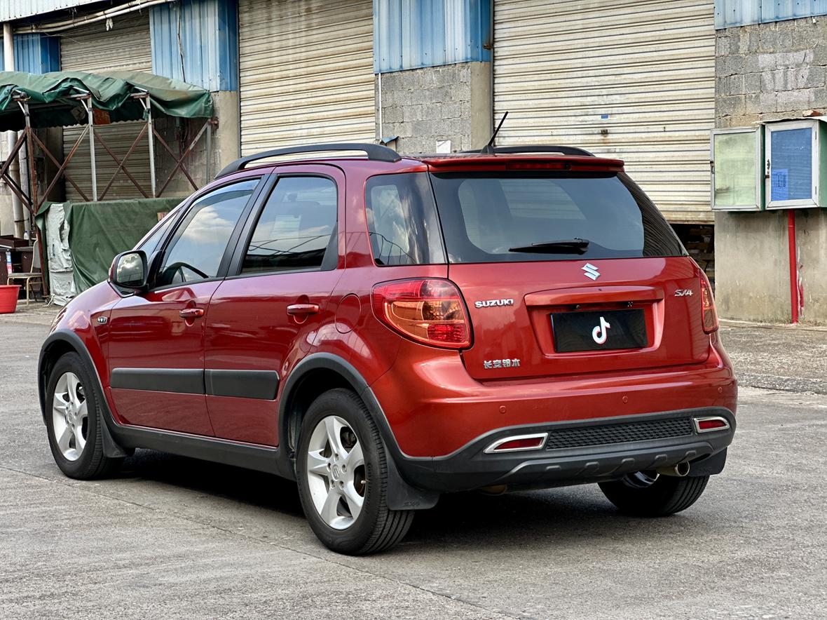 Suzuki SX4 2011 thumb 3