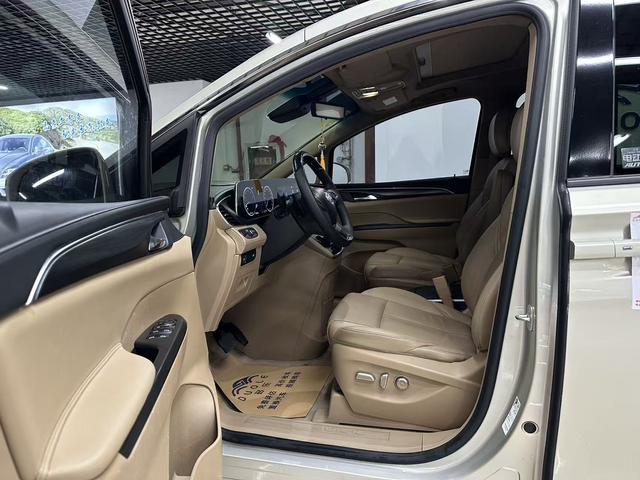 Buick GL8 2021 thumb 2