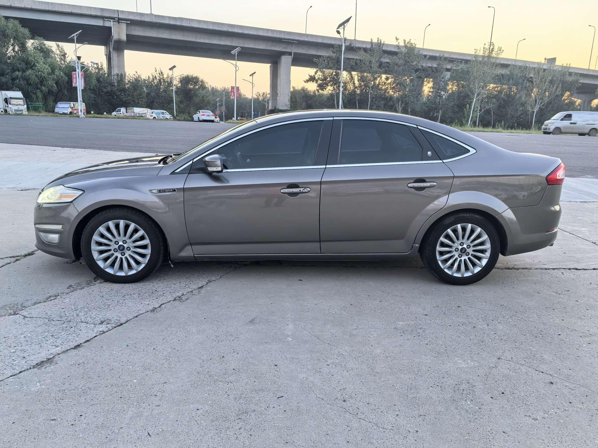 Ford Mondeo 2012 thumb 2