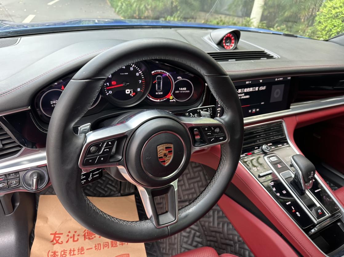 Porsche Panamera 2018 thumb 6
