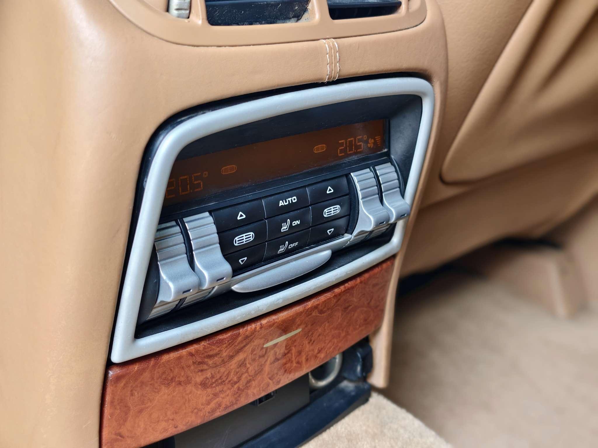 Porsche Cayenne 2006 thumb 6