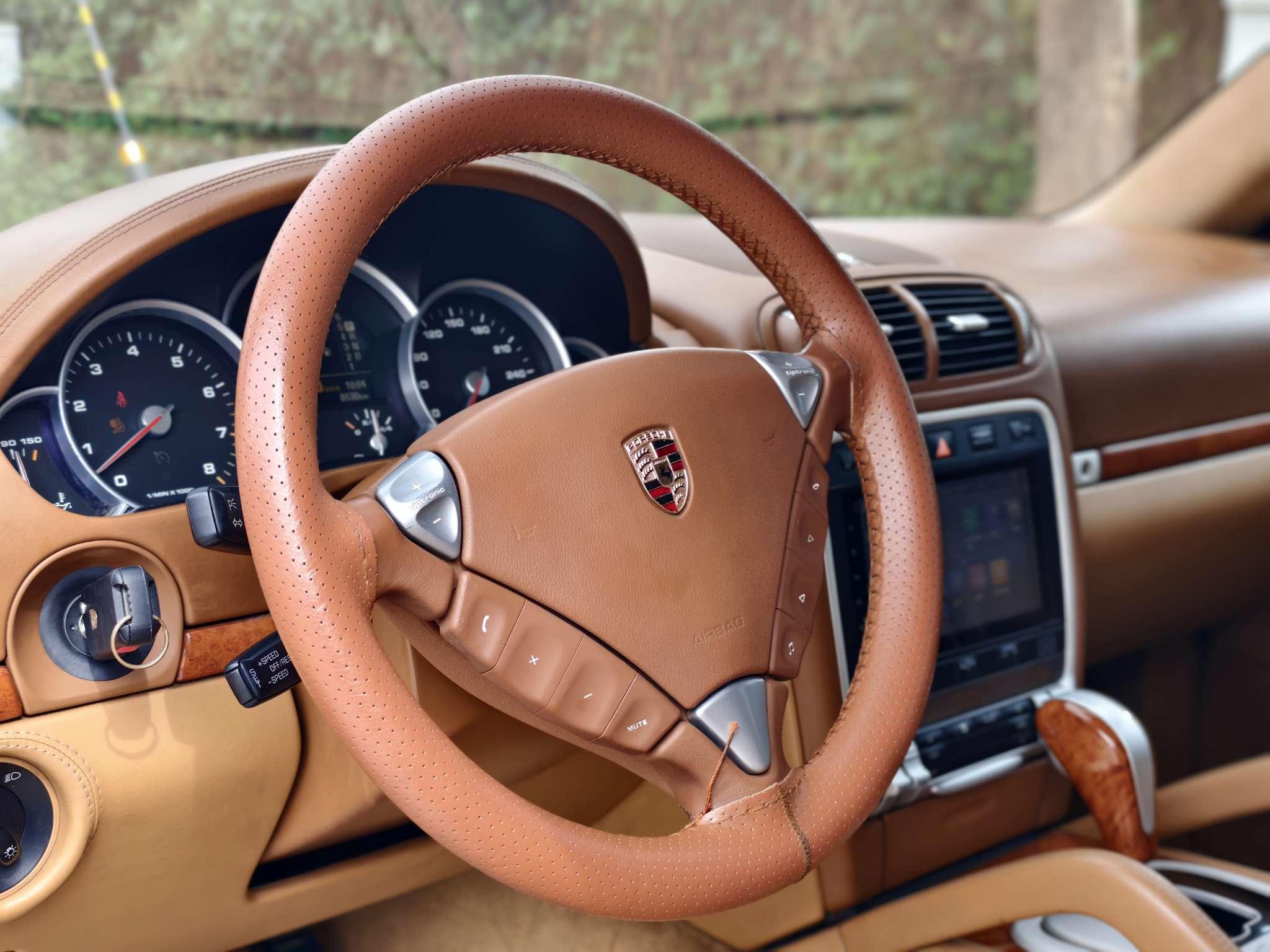 Porsche Cayenne 2006 thumb 9