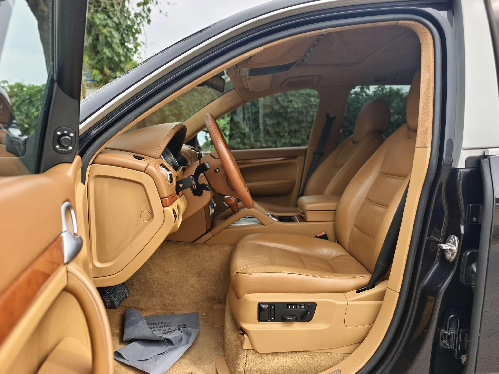 Porsche Cayenne 2006 thumb 11