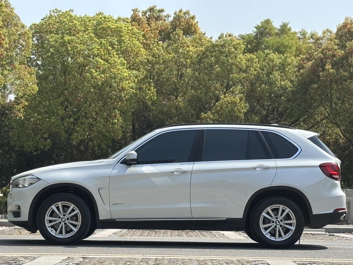 BMW X5 2015 thumb 2