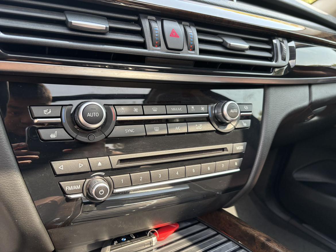 BMW X5 2015 thumb 8