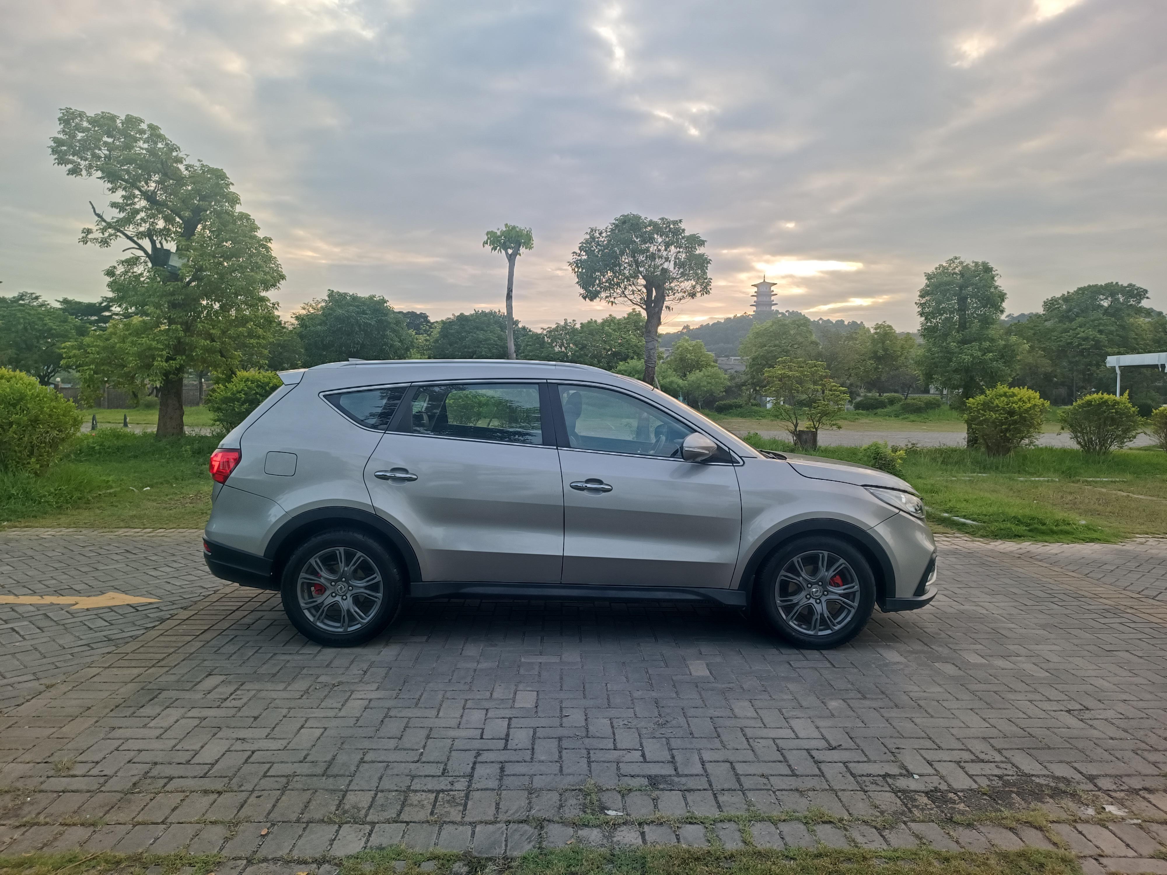 Dongfeng Fengon 580 2019 thumb 6