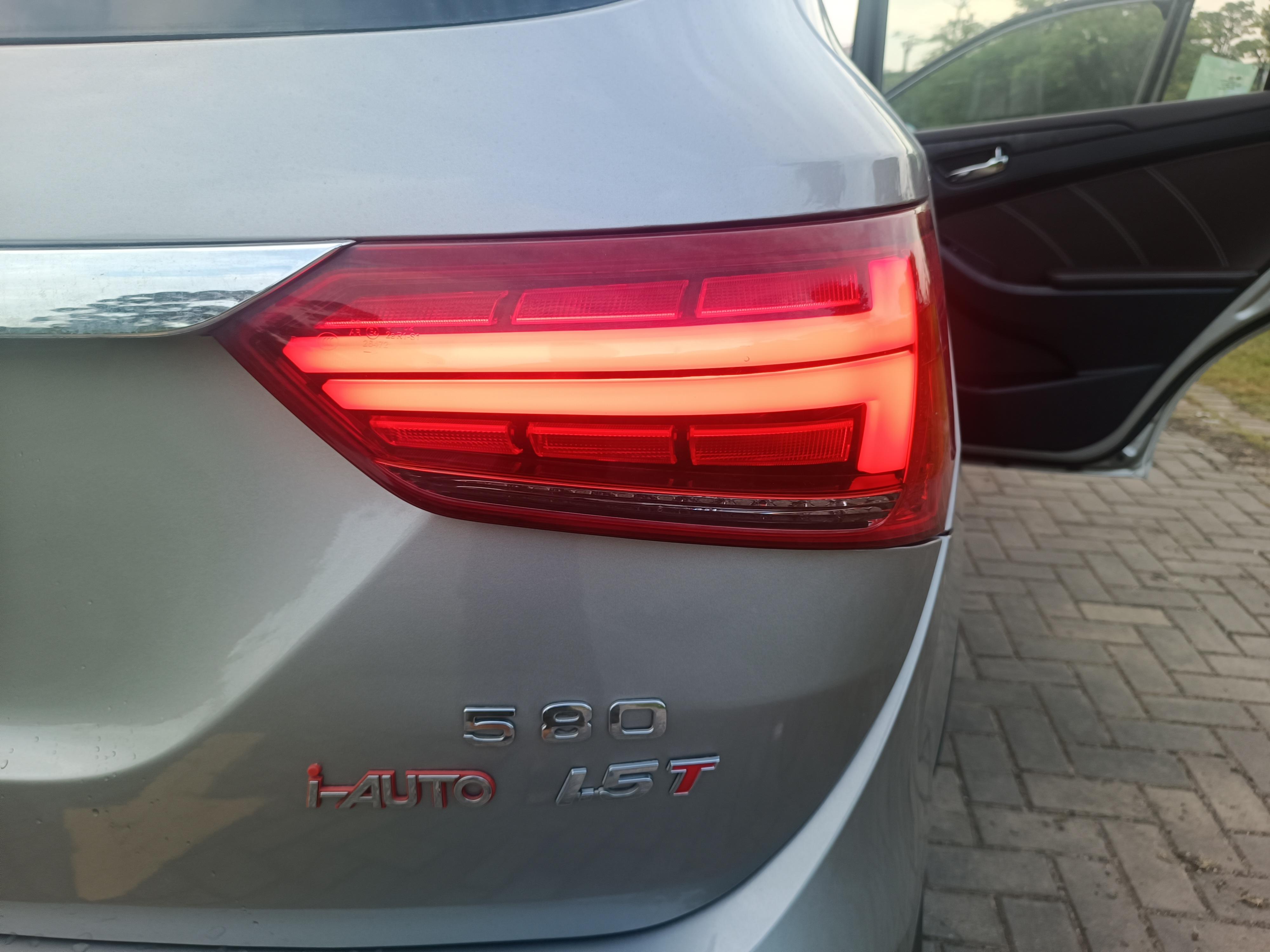 Dongfeng Fengon 580 2019 thumb 10