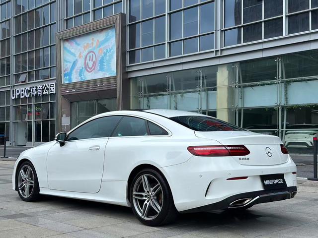 Mercedes-Benz E-Class 2020 thumb 4