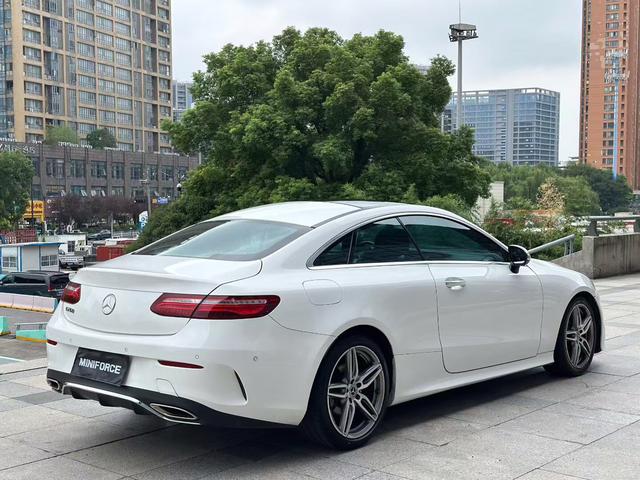 Mercedes-Benz E-Class 2020 thumb 6