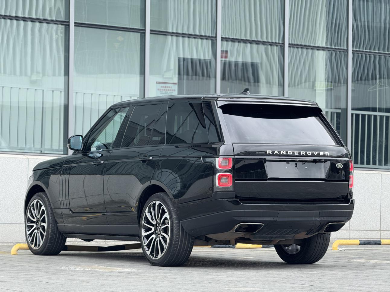Land Rover Range Rover 2016 thumb 2