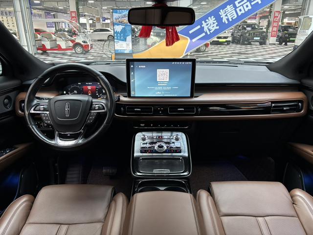Lincoln Navigator 2021 thumb 7