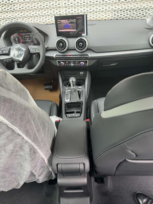 Audi Q2 2025 thumb 9