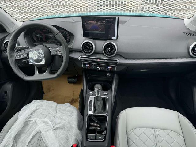 Audi Q2 2024 thumb 9