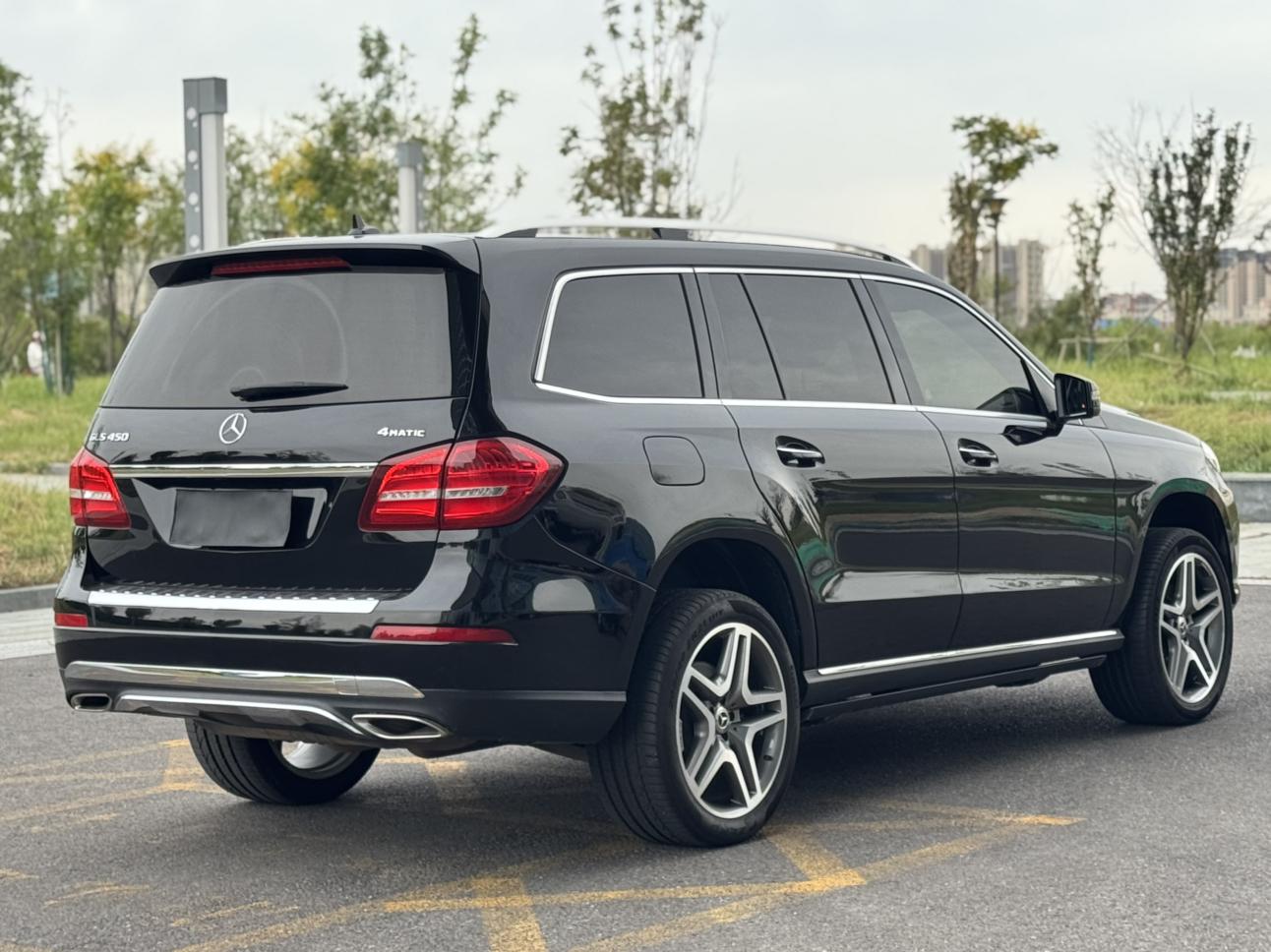 Mercedes-Benz GLS 2017 thumb 4